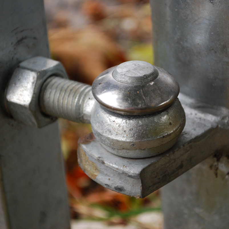 Push fit security collar on hook and eye hinge on gate