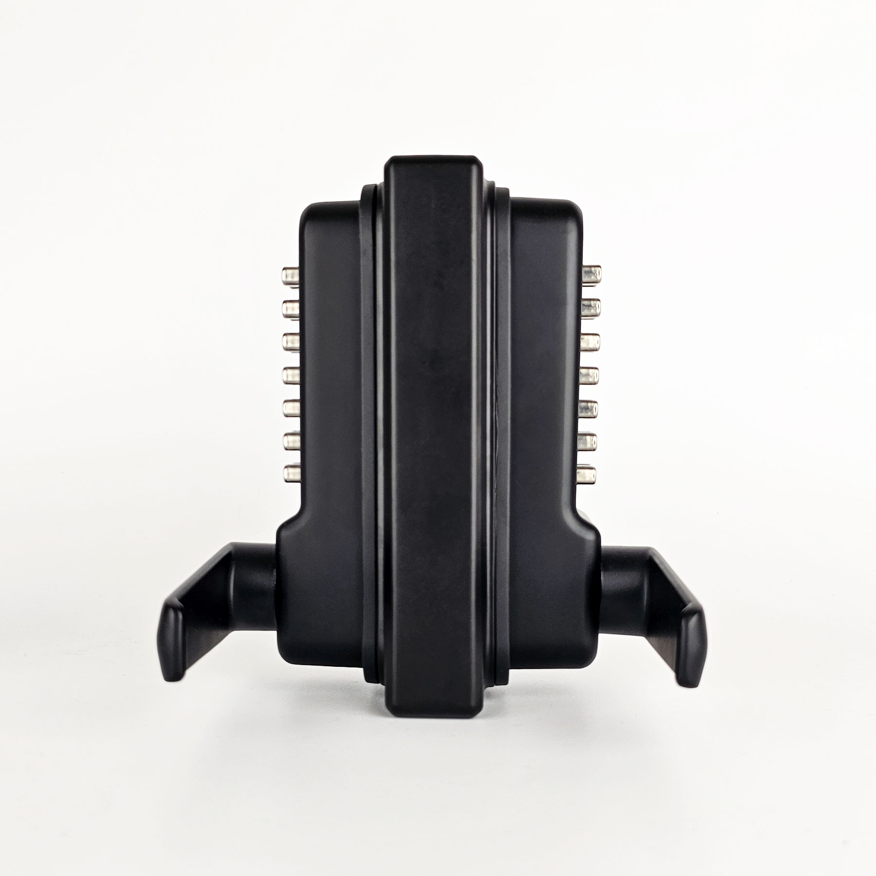 double sided keypad access on both sides gate lock from side view