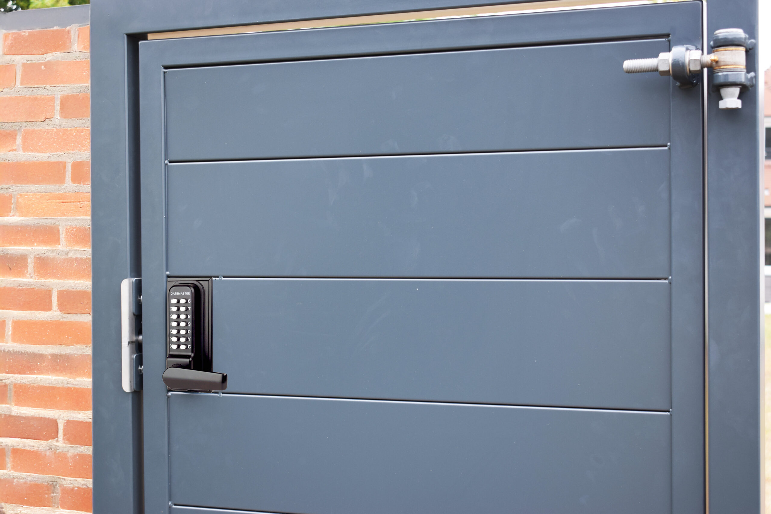 Rapidreset code gate lock in composite gate